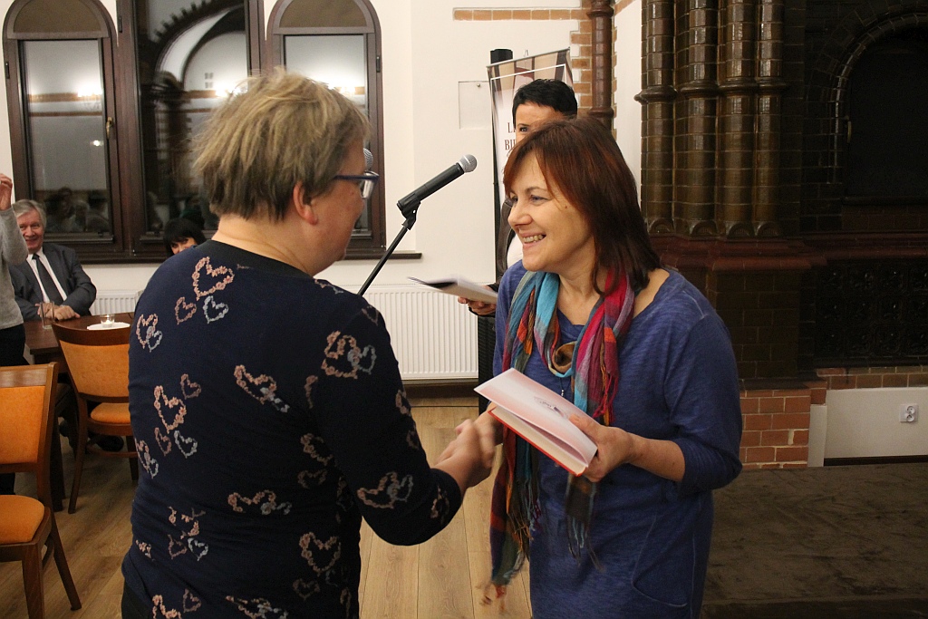 Joanna M. Chmielewska wręczyła nagrody „Amicus 2018”