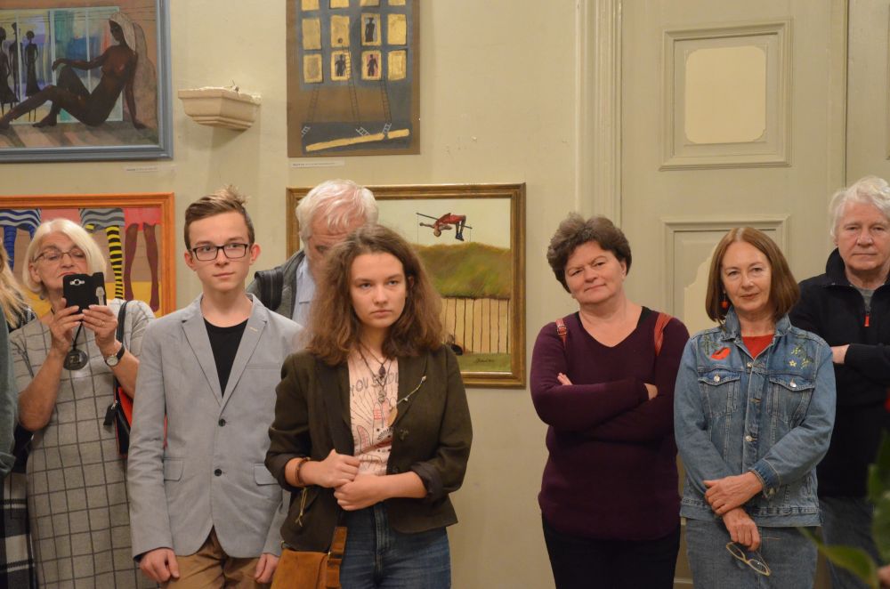 „Anioły są wszędzie” na obrazach Marii Antoniak
