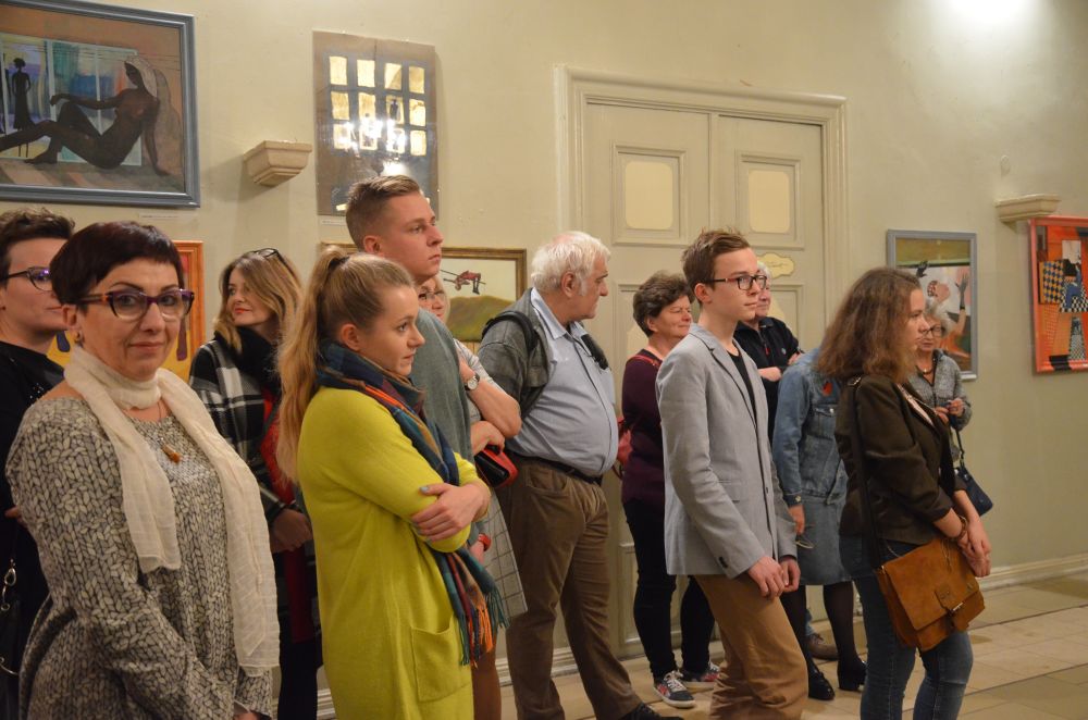 „Anioły są wszędzie” na obrazach Marii Antoniak
