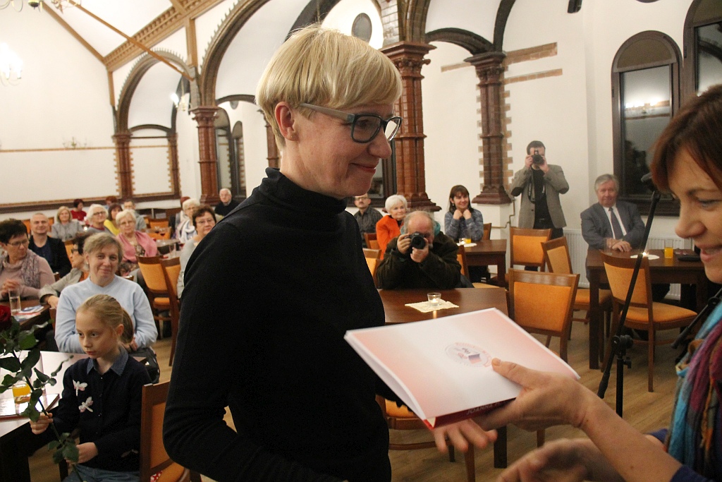 Joanna M. Chmielewska wręczyła nagrody „Amicus 2018”