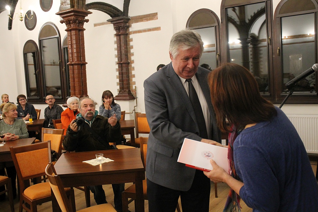 Joanna M. Chmielewska wręczyła nagrody „Amicus 2018”