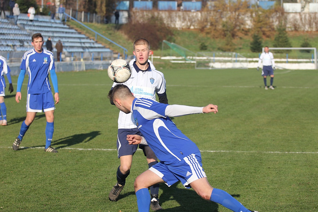 Konfeks Legnica zdeklasował u siebie Chojnowiankę Chojnów