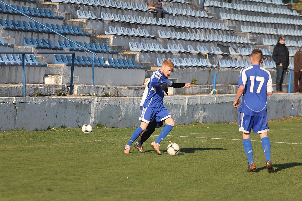 Konfeks Legnica zdeklasował u siebie Chojnowiankę Chojnów