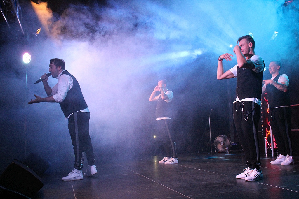 Zenek Martyniuk, Boys i Top Girl porwali fanów do tańca