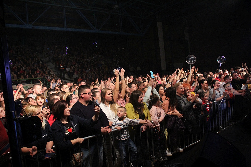 Zenek Martyniuk, Boys i Top Girl porwali fanów do tańca
