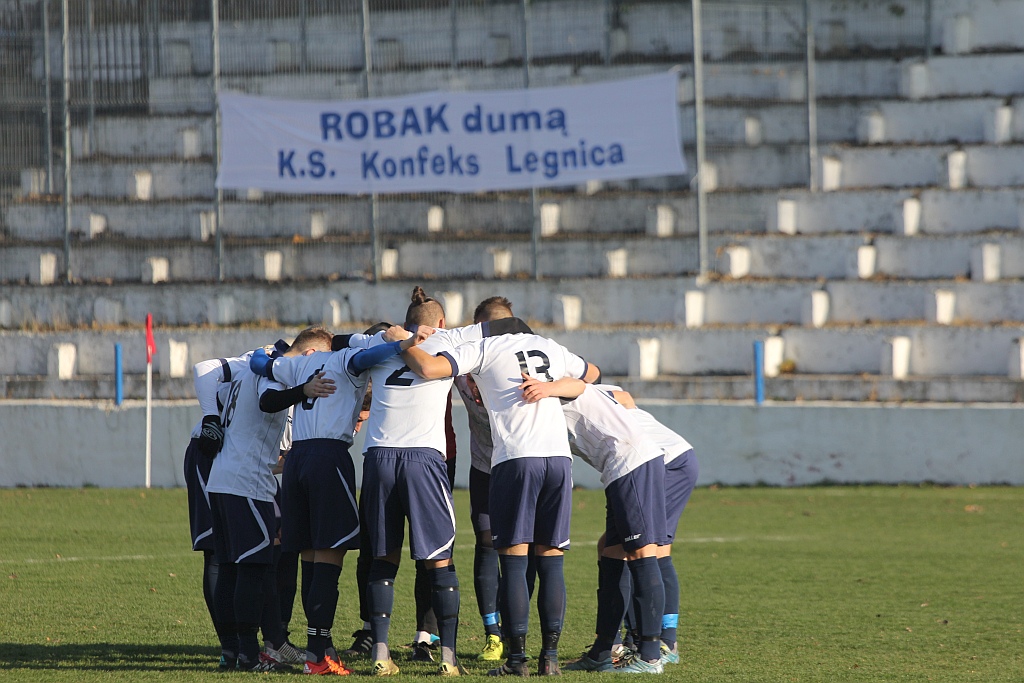 Konfeks Legnica zdeklasował u siebie Chojnowiankę Chojnów