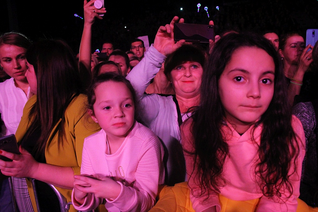 Zenek Martyniuk, Boys i Top Girl porwali fanów do tańca