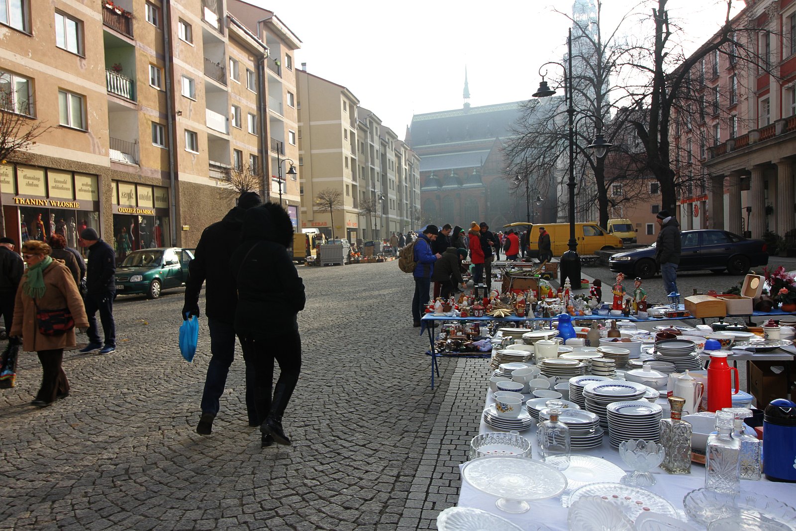 Łańcuch, mydło i powidło - na Rynku królowały starocie