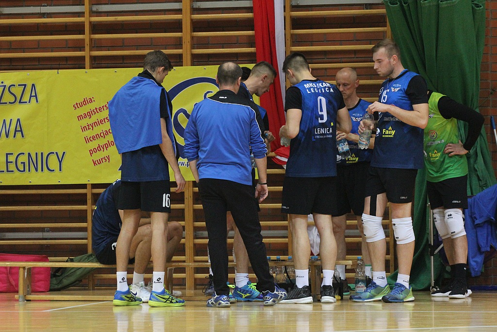 MKS Ikar Legnica przegrał we własnej hali z MUKS Ziemia Milicka