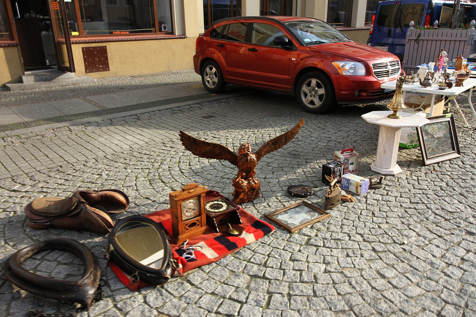 Łańcuch, mydło i powidło - na Rynku królowały starocie