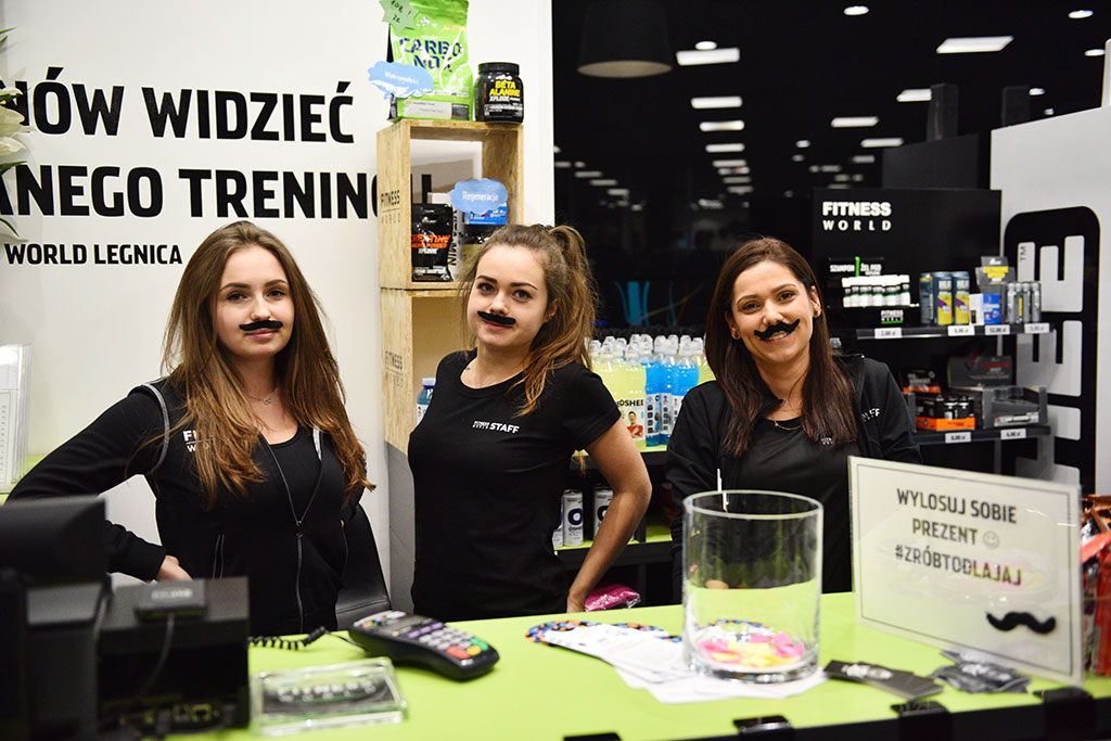 Męska rzecz w Fitness World w Galerii Ferio