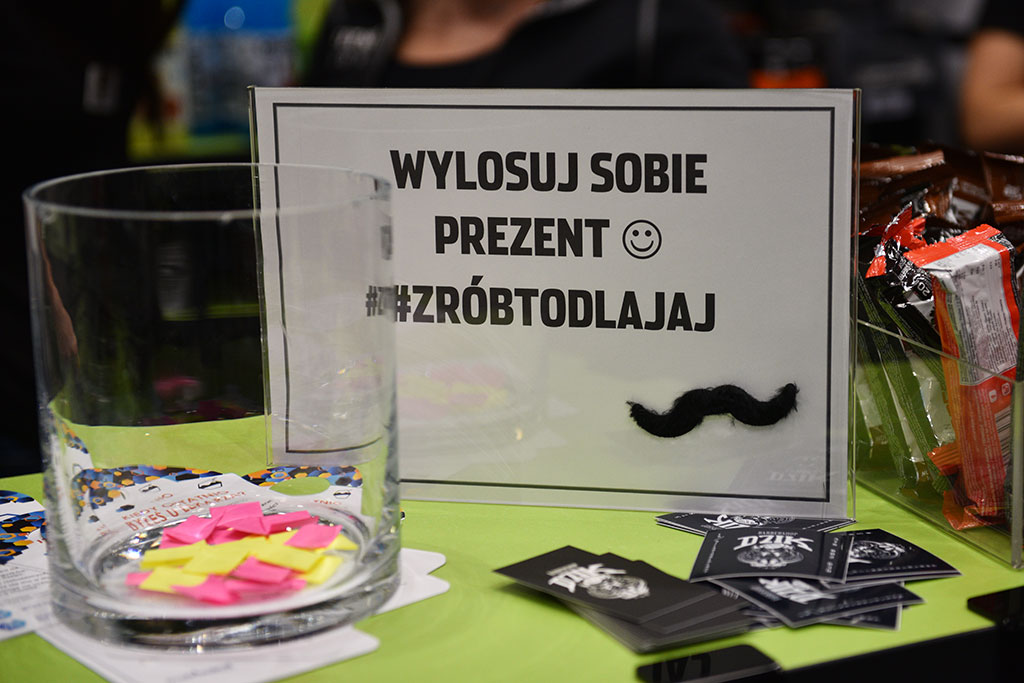 Męska rzecz w Fitness World w Galerii Ferio