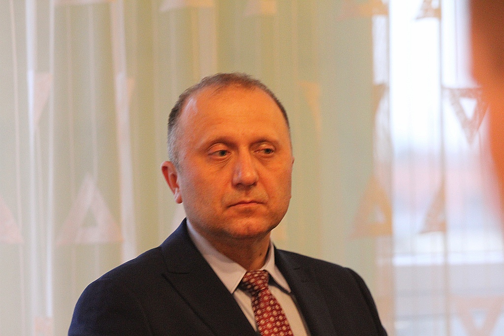 Radni wybrali władze i radę powiatu legnickiego