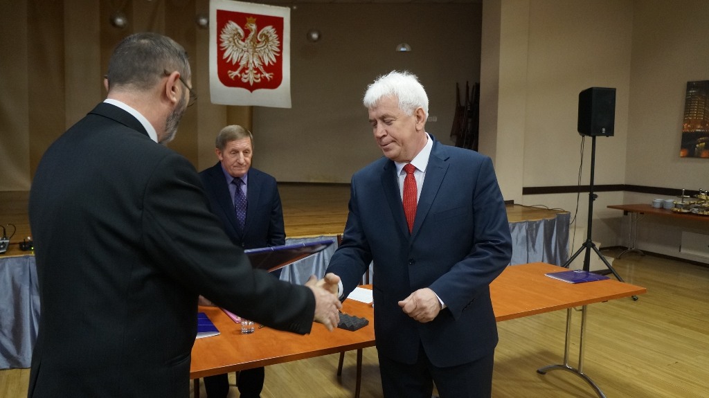 Sesja rady gminy Kunice. Zaprzysiężenie i wybór prezydium