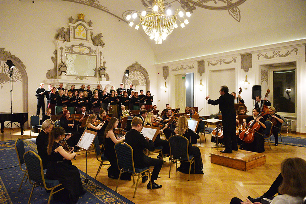 Muzyczny pokłon pamięci Henryka Karlińskiego
