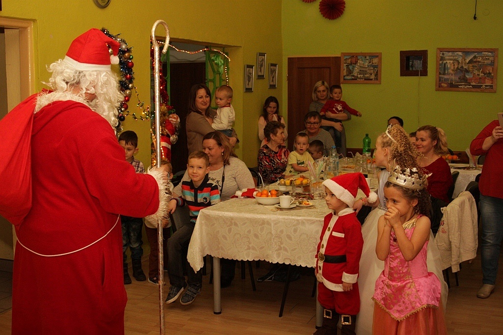 Święty Mikołaj rozpoczął swoją wielką misję w gminie Kunice