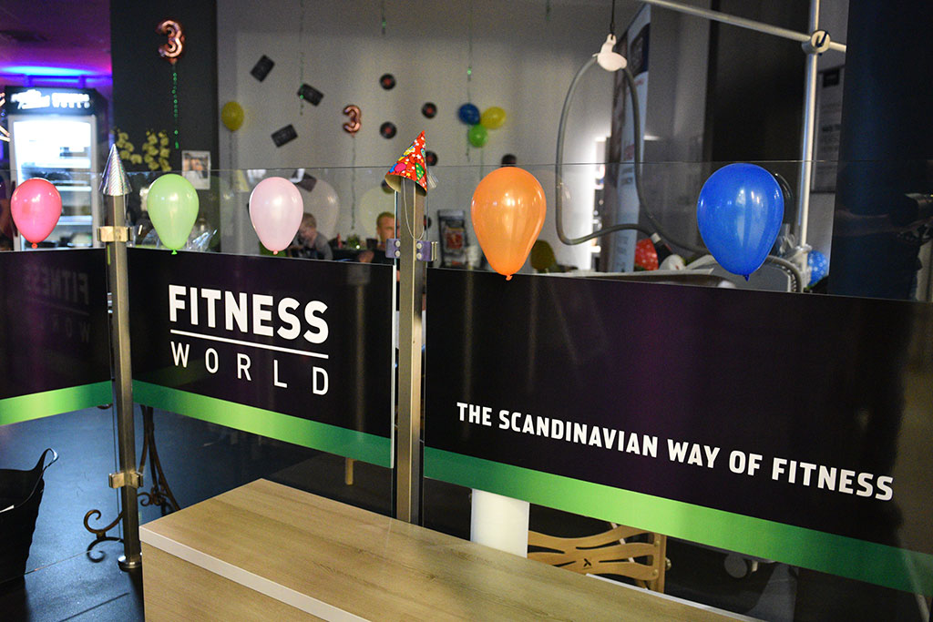 Trzecie urodziny Fitness World w klimacie lat osiemdziesiątych