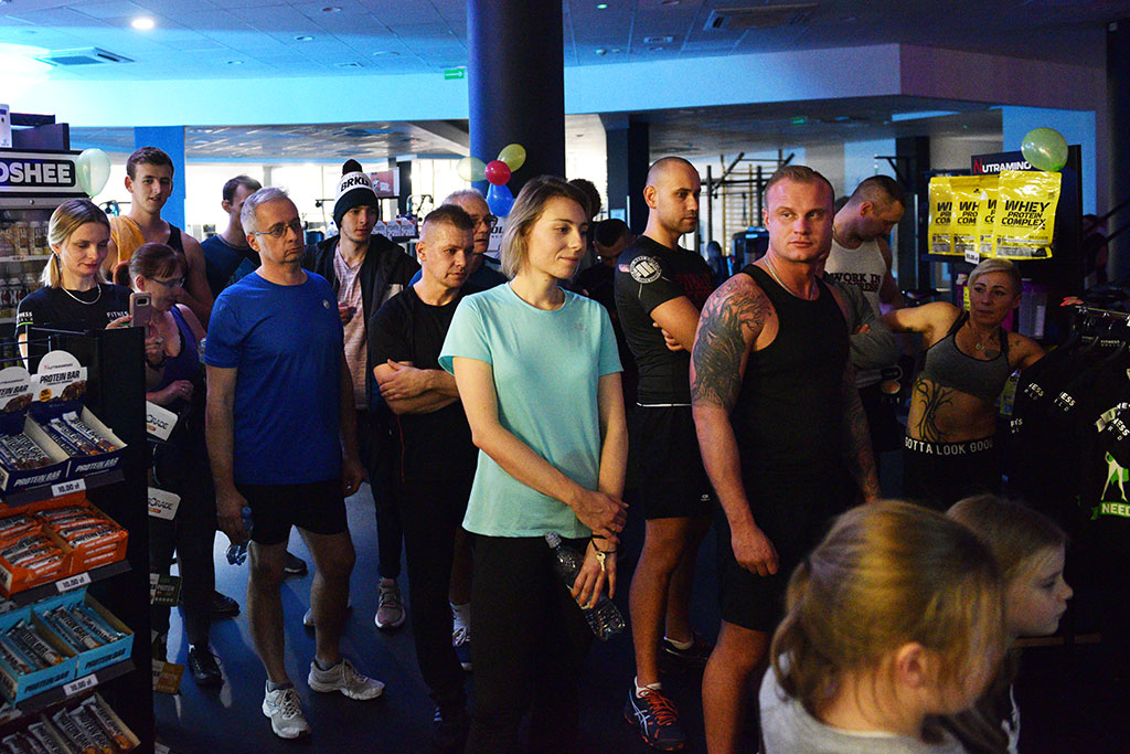 Trzecie urodziny Fitness World w klimacie lat osiemdziesiątych