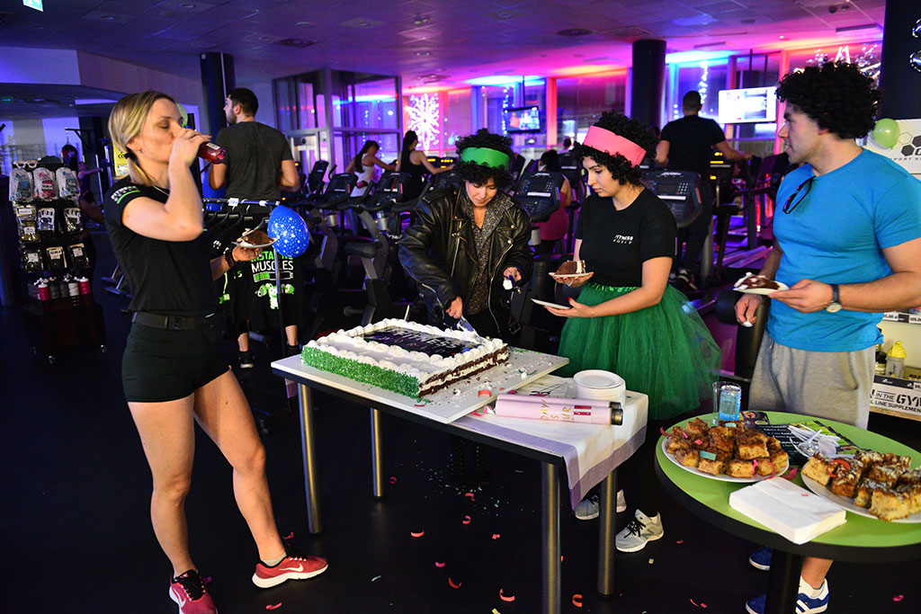 Trzecie urodziny Fitness World w klimacie lat osiemdziesiątych