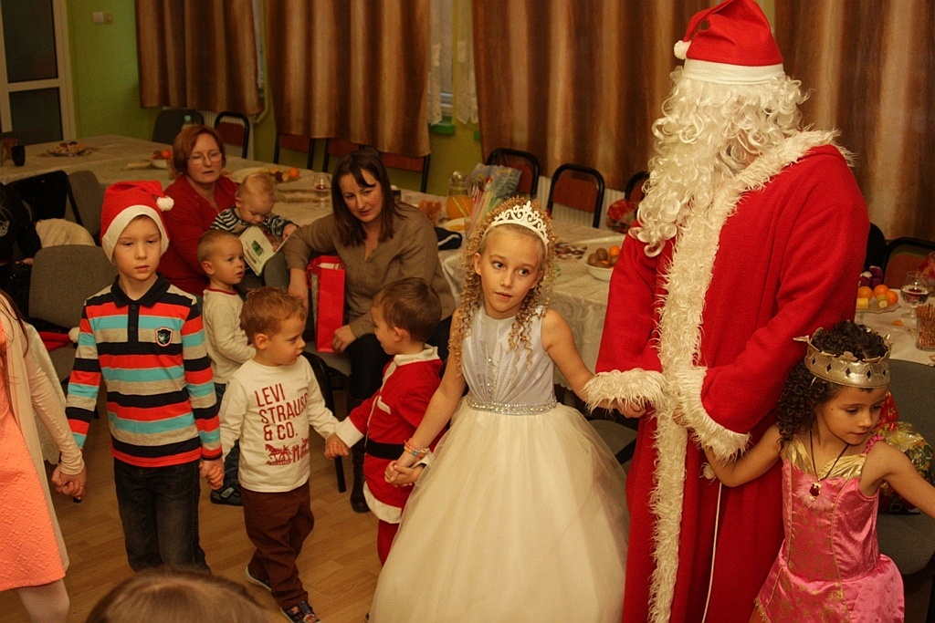Święty Mikołaj rozpoczął swoją wielką misję w gminie Kunice
