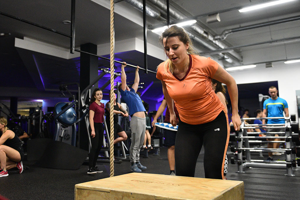 Trzecie urodziny Fitness World w klimacie lat osiemdziesiątych