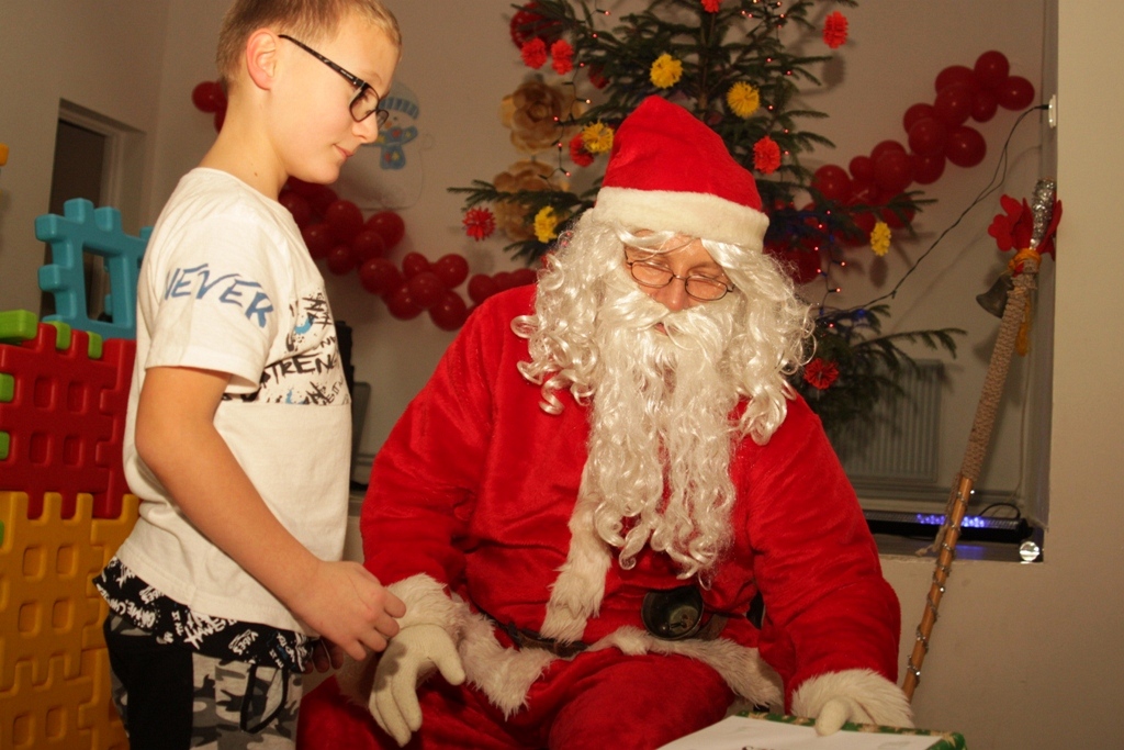 Święty Mikołaj rozpoczął swoją wielką misję w gminie Kunice