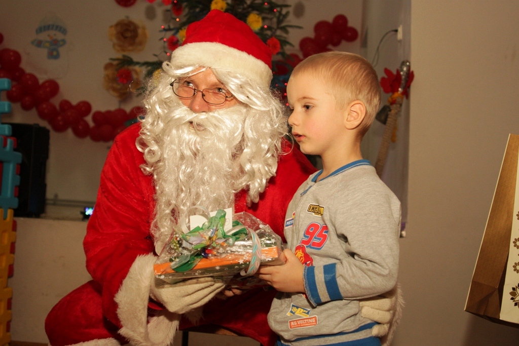 Święty Mikołaj rozpoczął swoją wielką misję w gminie Kunice
