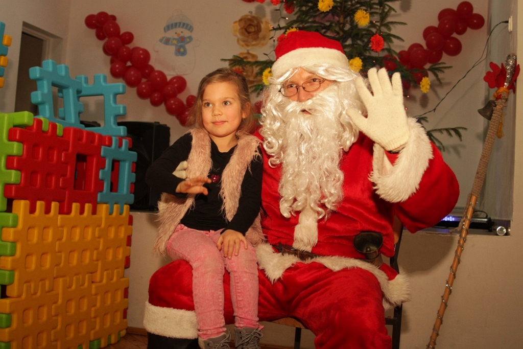 Święty Mikołaj rozpoczął swoją wielką misję w gminie Kunice