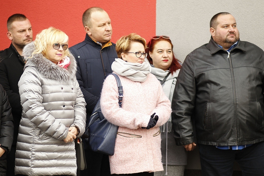 Przekazanie samochodu ratowniczo - gaśniczego OSP w Miłkowicach