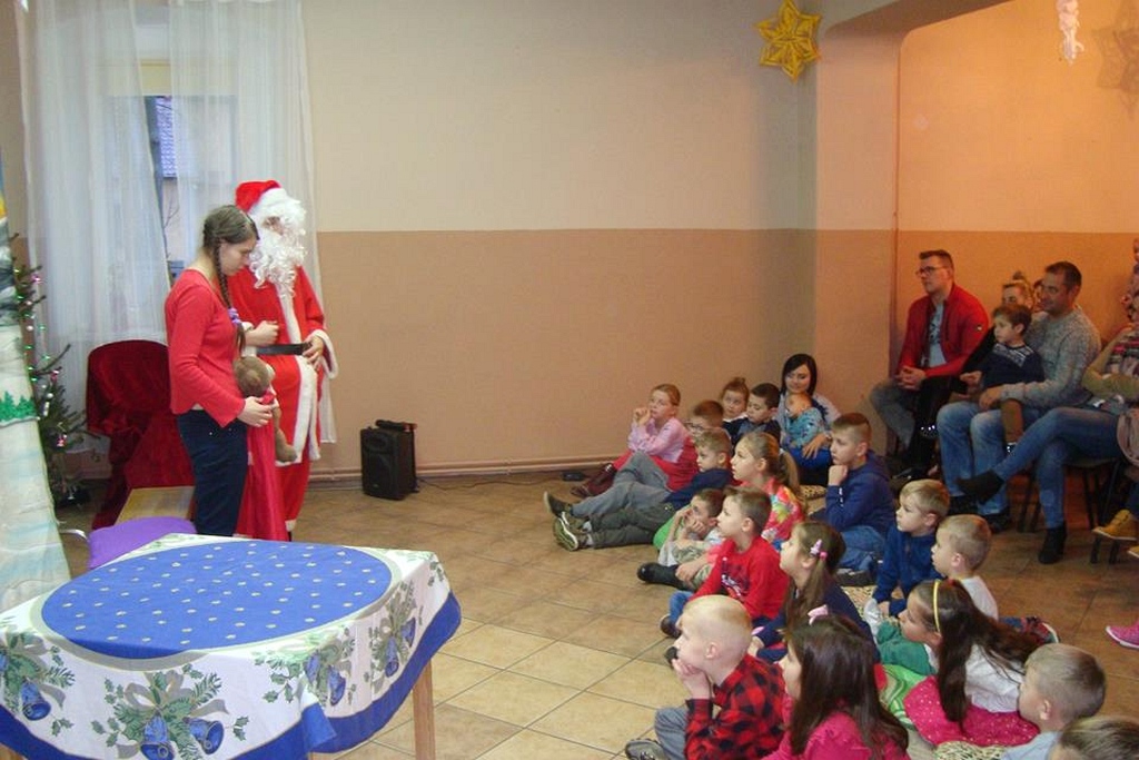 Święty Mikołaj rozpoczął wizytę w gminie Legnickie Pole