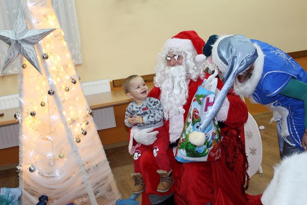 Święty Mikołaj rozpoczął wizytę w gminie Legnickie Pole