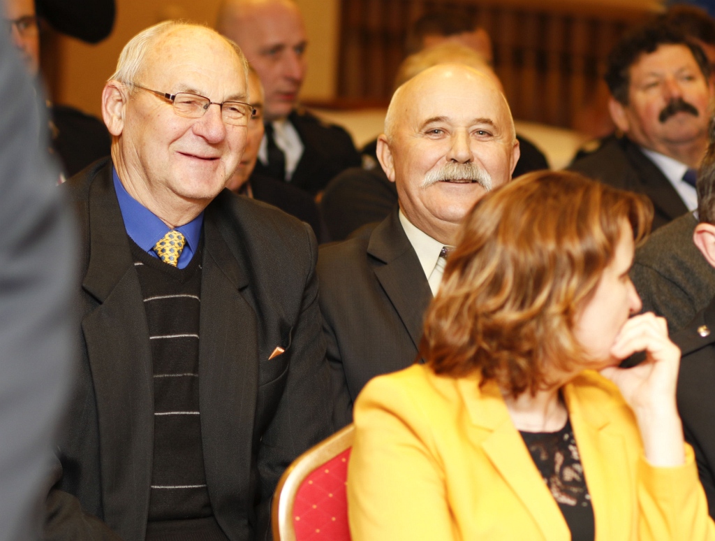 Przekazanie samochodu ratowniczo - gaśniczego OSP w Miłkowicach