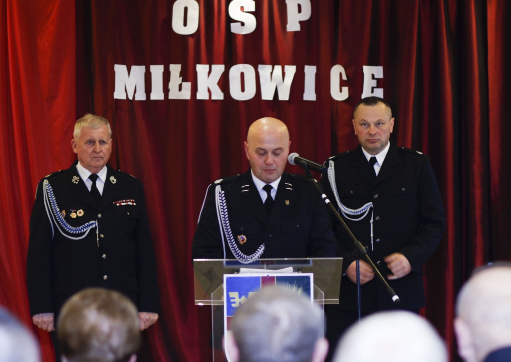 Przekazanie samochodu ratowniczo - gaśniczego OSP w Miłkowicach
