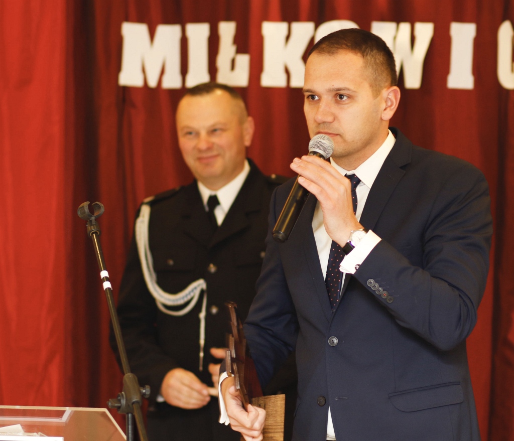 Przekazanie samochodu ratowniczo - gaśniczego OSP w Miłkowicach