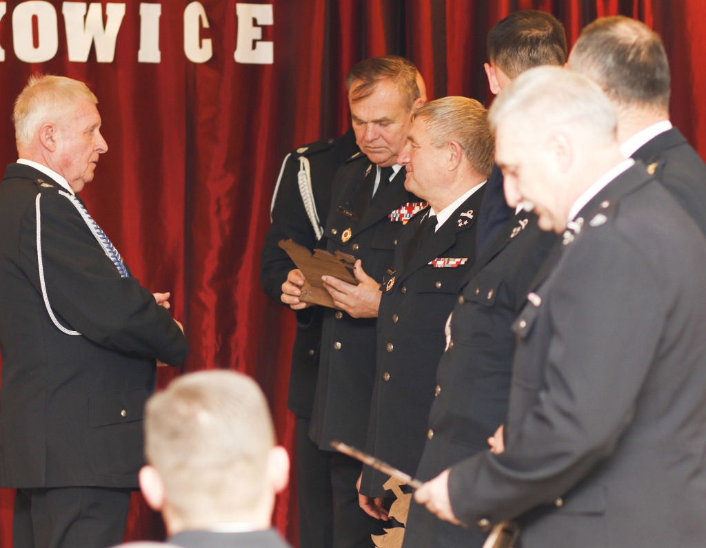 Przekazanie samochodu ratowniczo - gaśniczego OSP w Miłkowicach