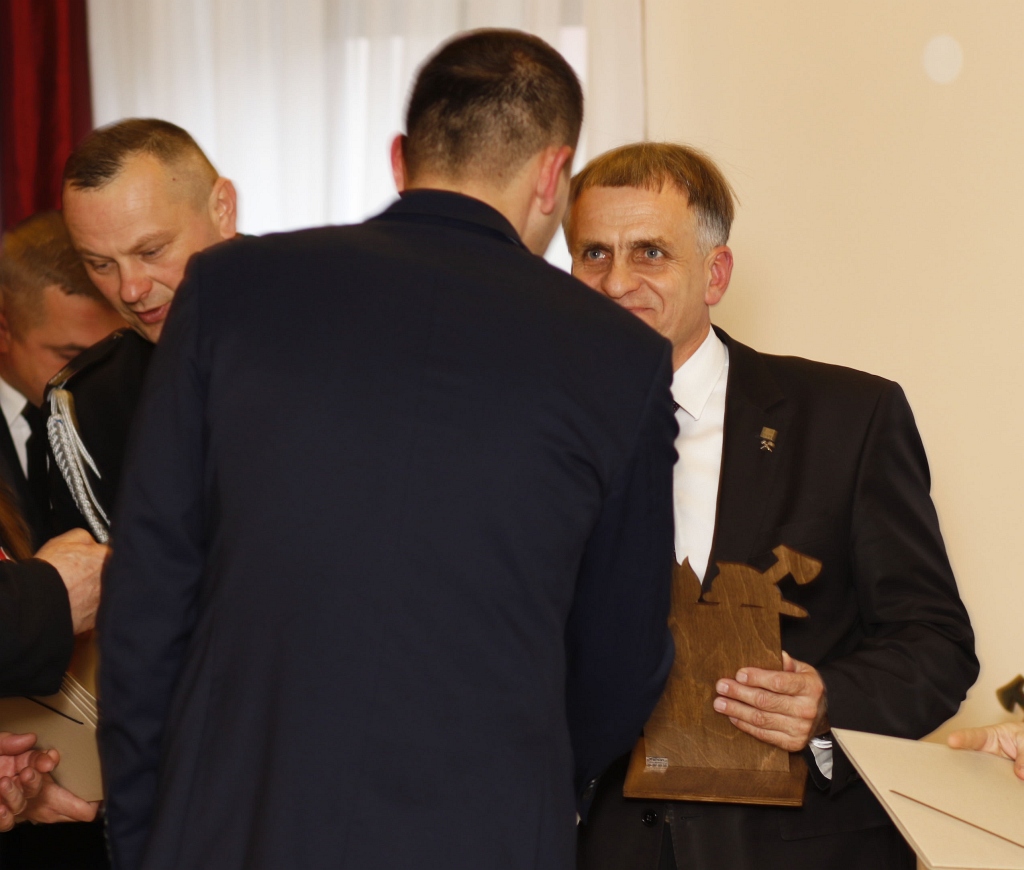 Przekazanie samochodu ratowniczo - gaśniczego OSP w Miłkowicach