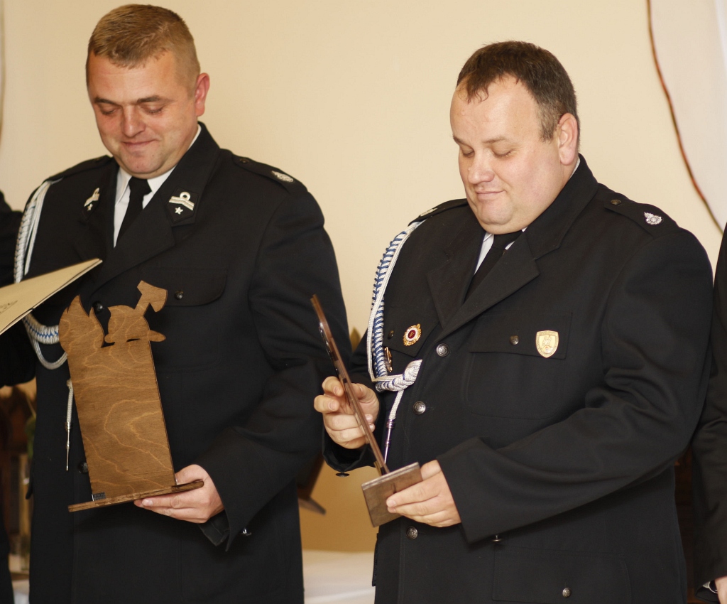 Przekazanie samochodu ratowniczo - gaśniczego OSP w Miłkowicach