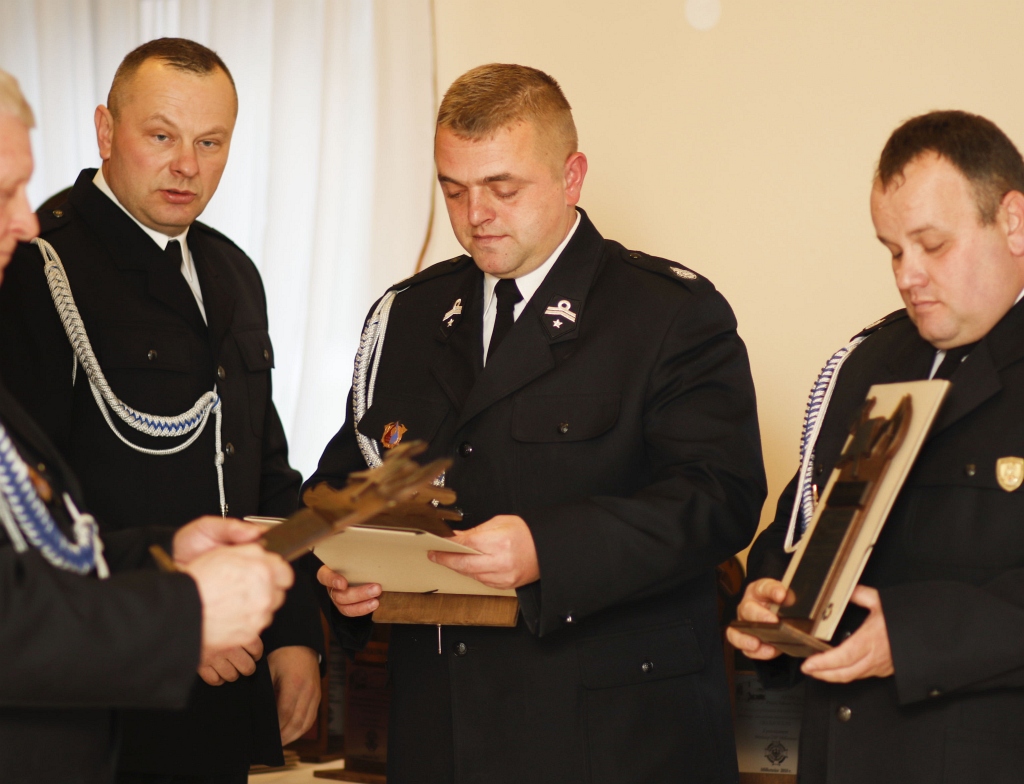 Przekazanie samochodu ratowniczo - gaśniczego OSP w Miłkowicach