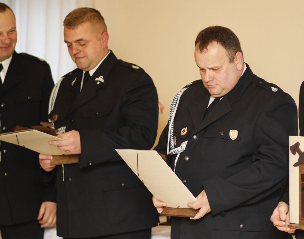 Przekazanie samochodu ratowniczo - gaśniczego OSP w Miłkowicach