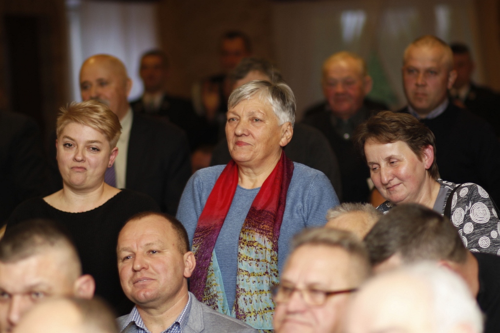 Przekazanie samochodu ratowniczo - gaśniczego OSP w Miłkowicach