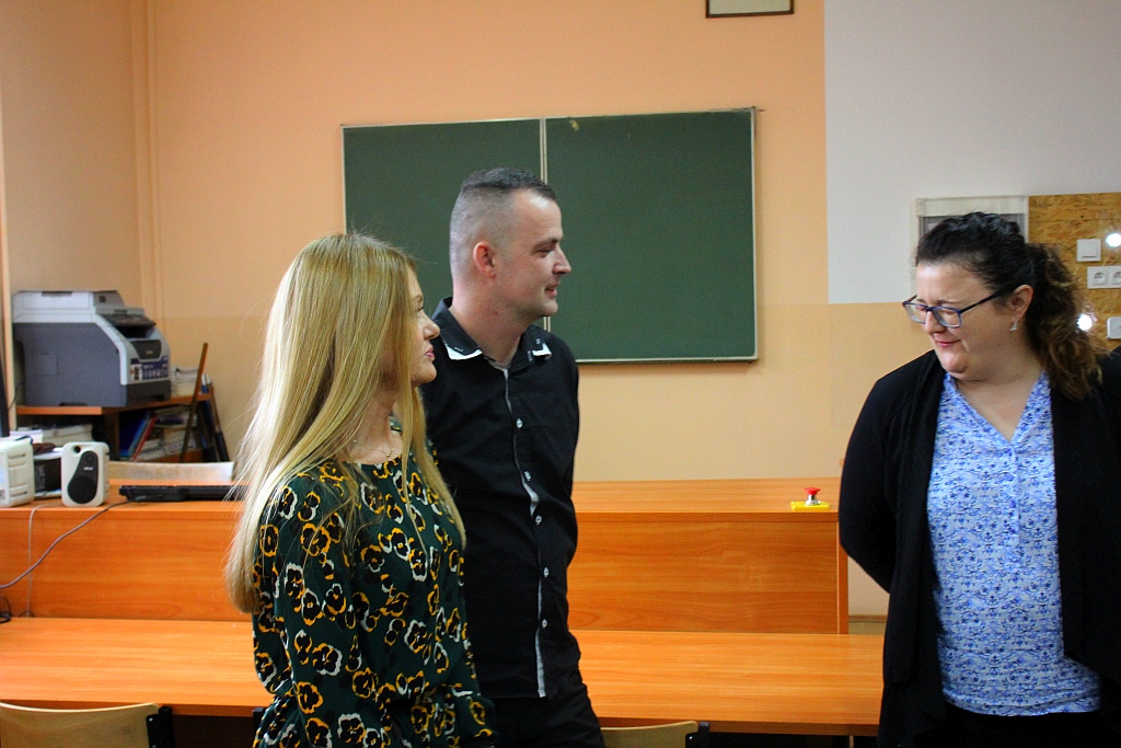 Legnicki oddział spółki Tauron S.A. obdarował uczniów Energetyka