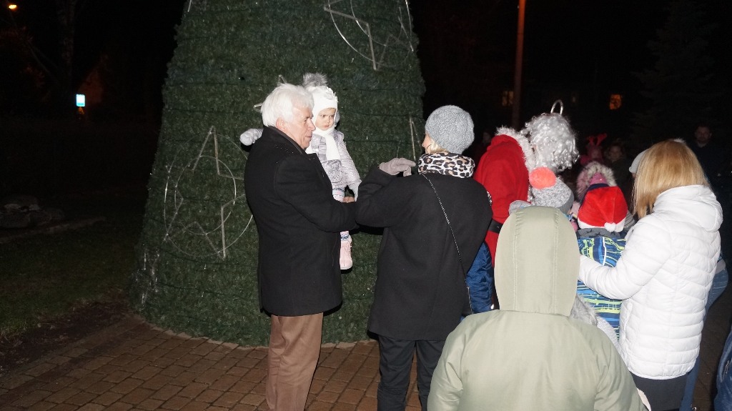 Dzieci z Kunic już spotkały się ze Świętym Mikołajem