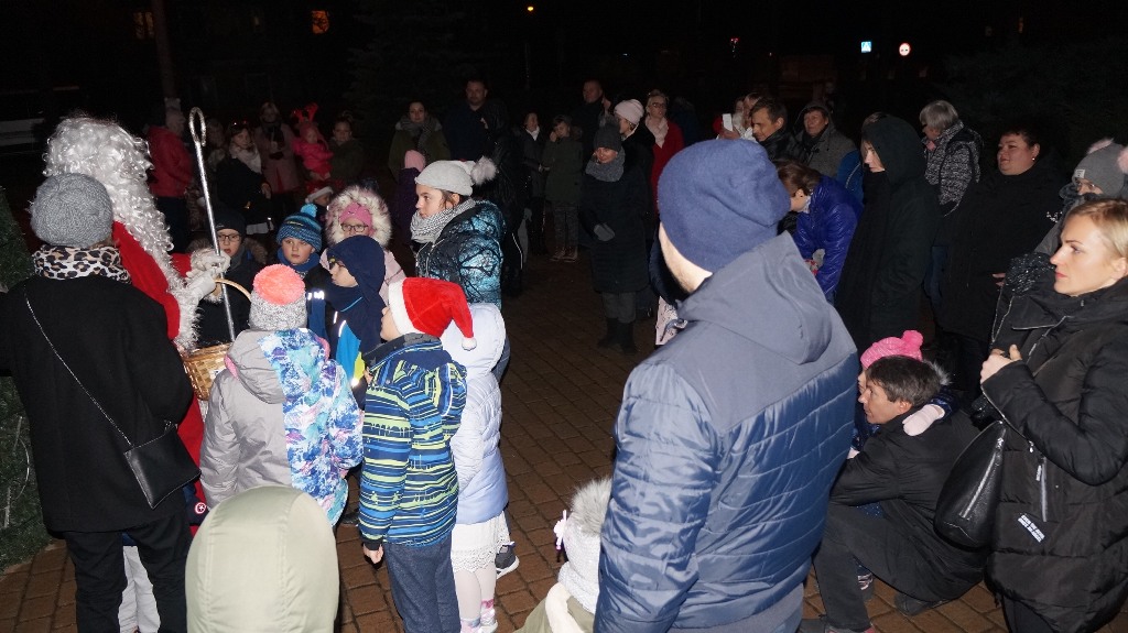 Dzieci z Kunic już spotkały się ze Świętym Mikołajem