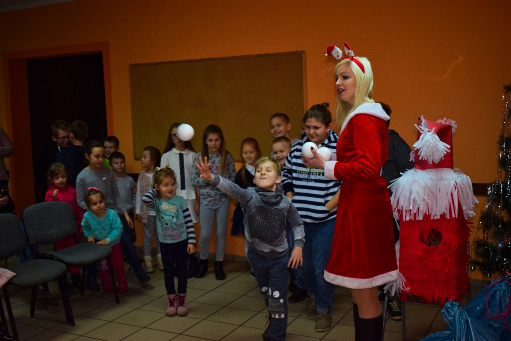 Dzieci z gminy Prochowice już cieszą się z wizyty Mikołaja