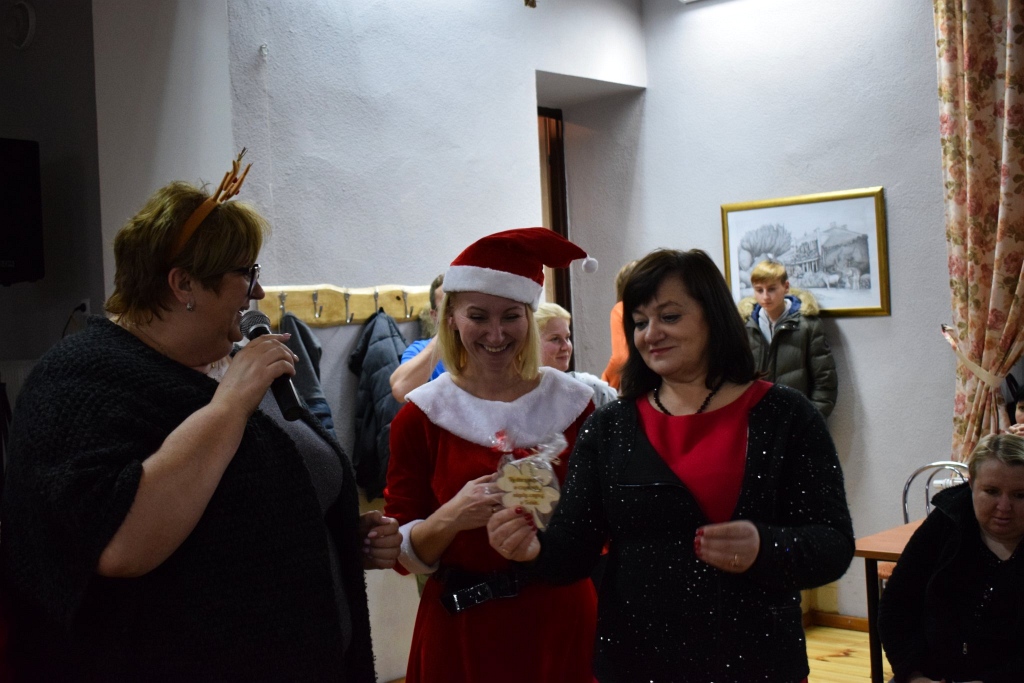 Dzieci z gminy Prochowice już cieszą się z wizyty Mikołaja