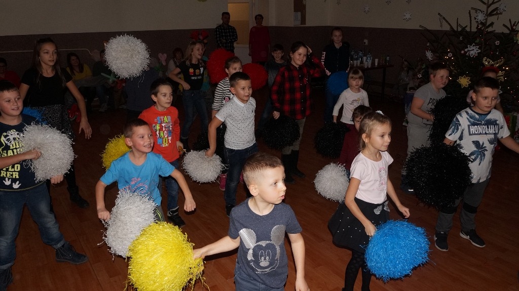 Święty Mikołaj obdarował wszystkie dzieci z gminy Kunice