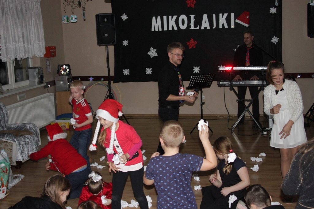 Święty Mikołaj obdarował wszystkie dzieci z gminy Kunice