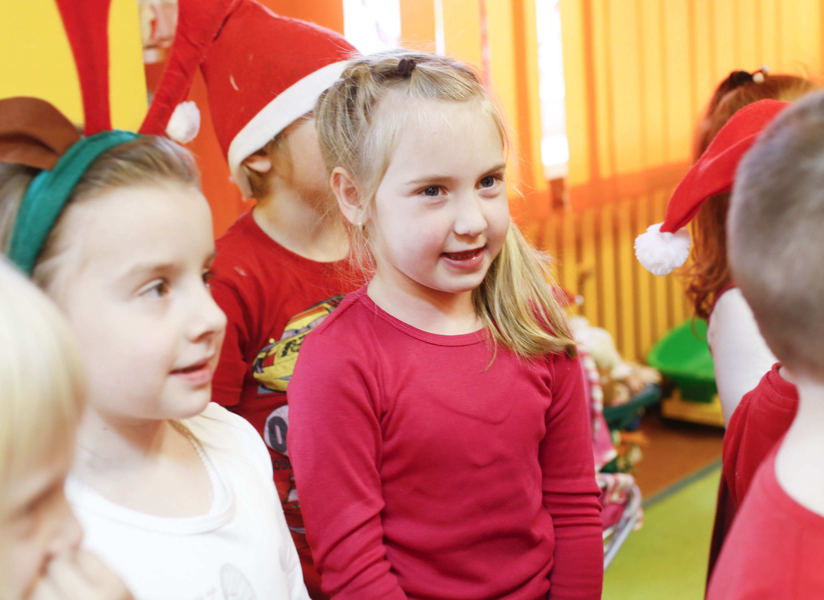 Mali mieszkańcy gminy Miłkowice obdarowani przez Mikołaja