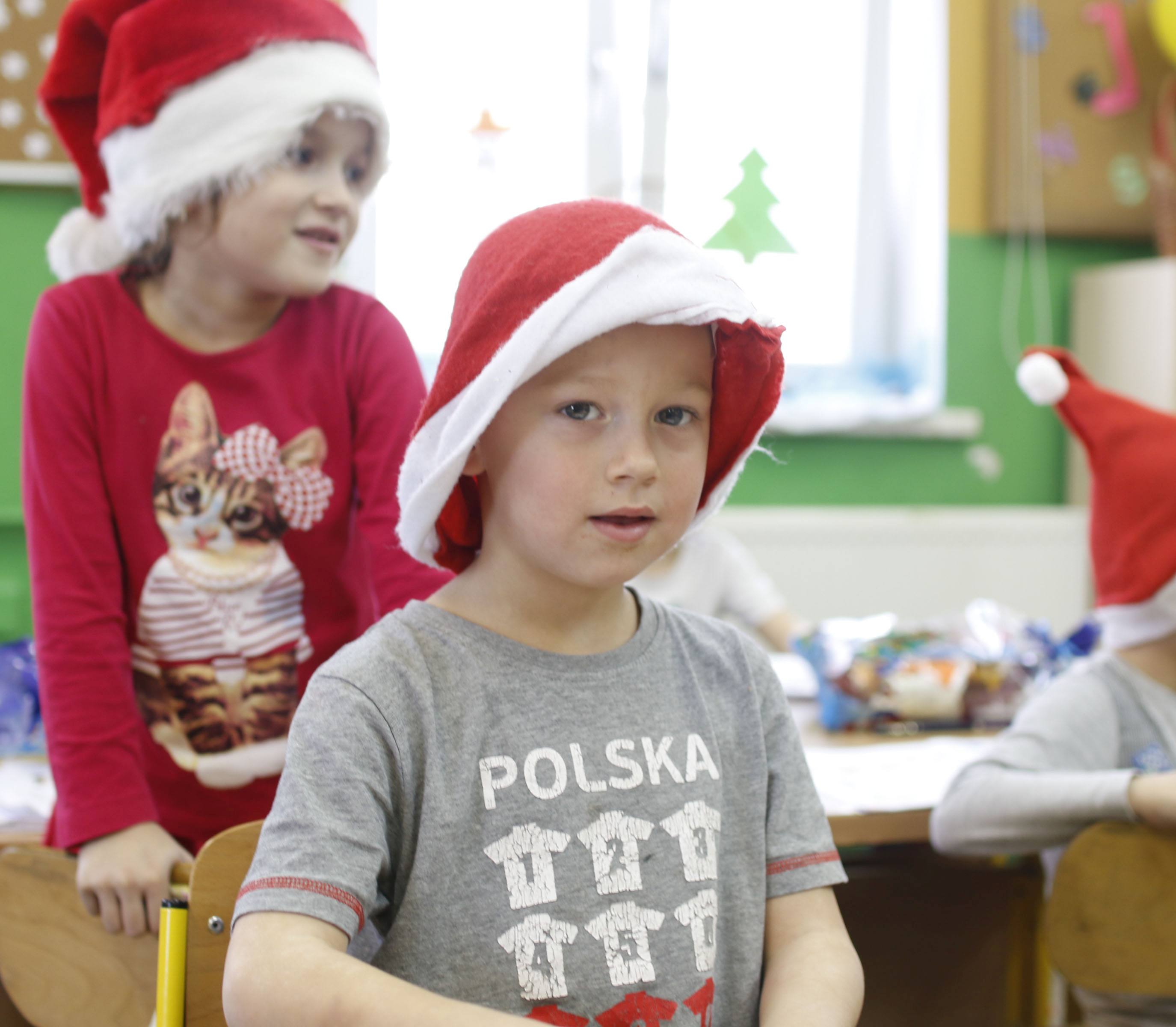 Mali mieszkańcy gminy Miłkowice obdarowani przez Mikołaja