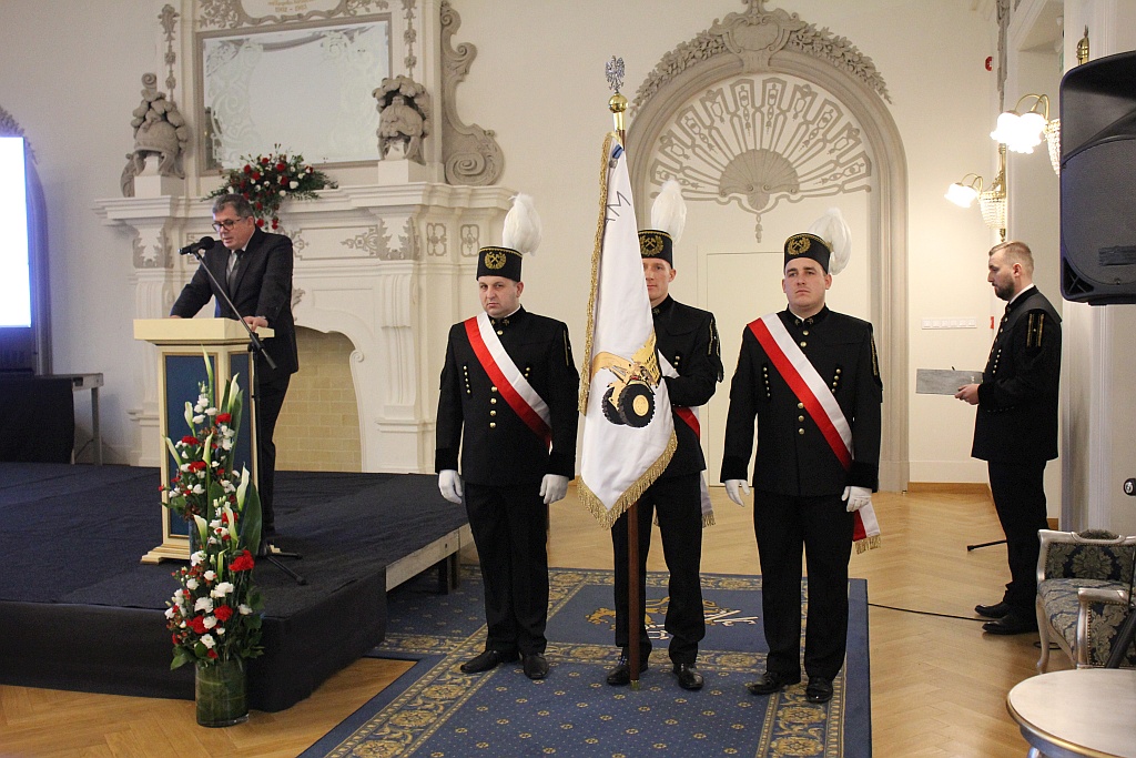 Pracownicy KGHM Zanam zostali odznaczeni z okazji Barbórki